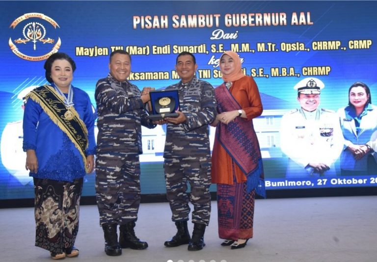 Aal Gelar Acara Tradisi Pisah Sambut Gubernur Akademi Tni Angkatan Laut