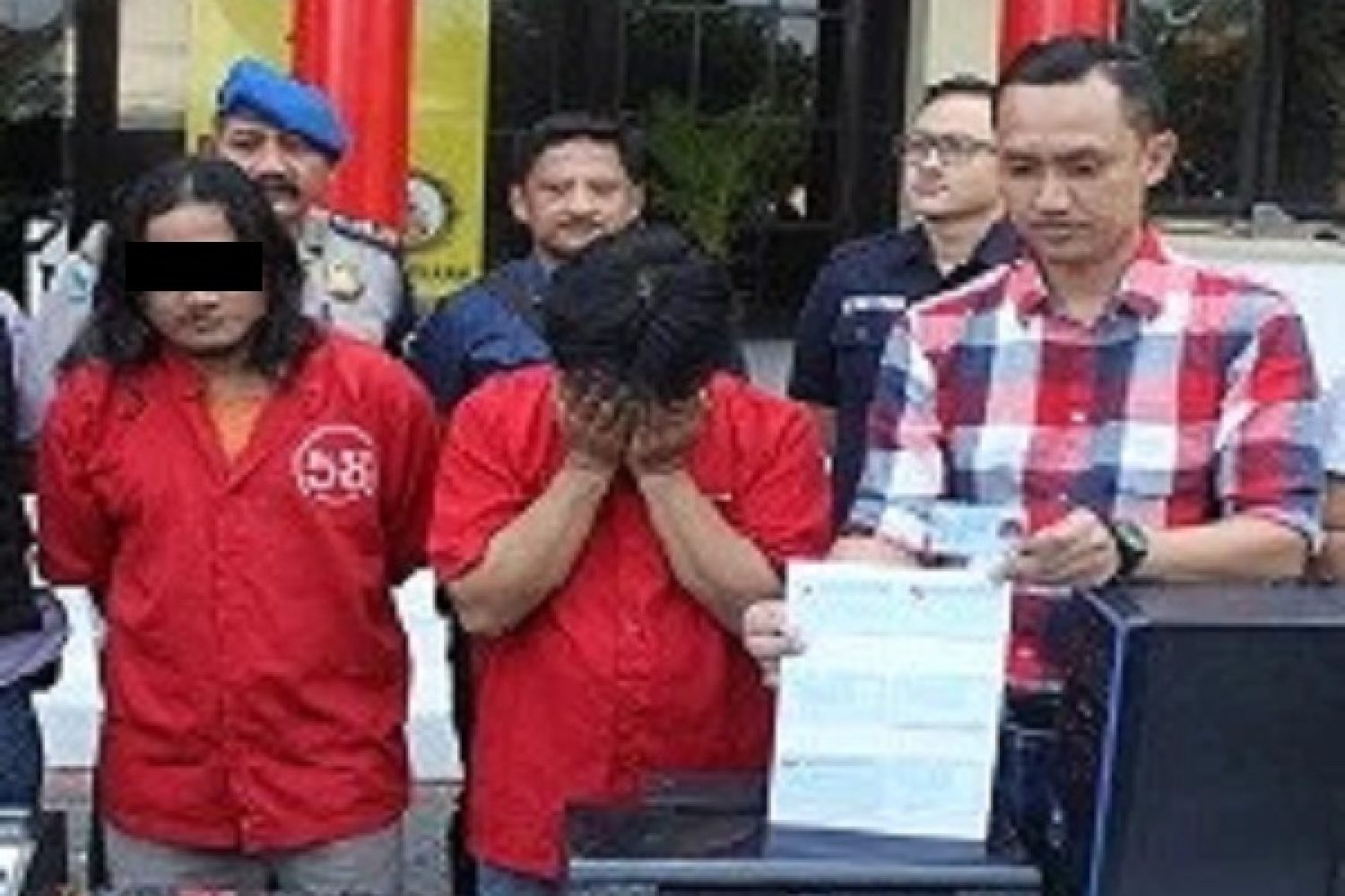 Polrestabes Surabaya Bongkar Sindikat Pemalsu KTP