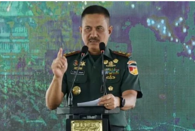 Pangdam XIII/Merdeka Berikan Pengarahan Di Awal Tahun 2023 - Sergap TKP