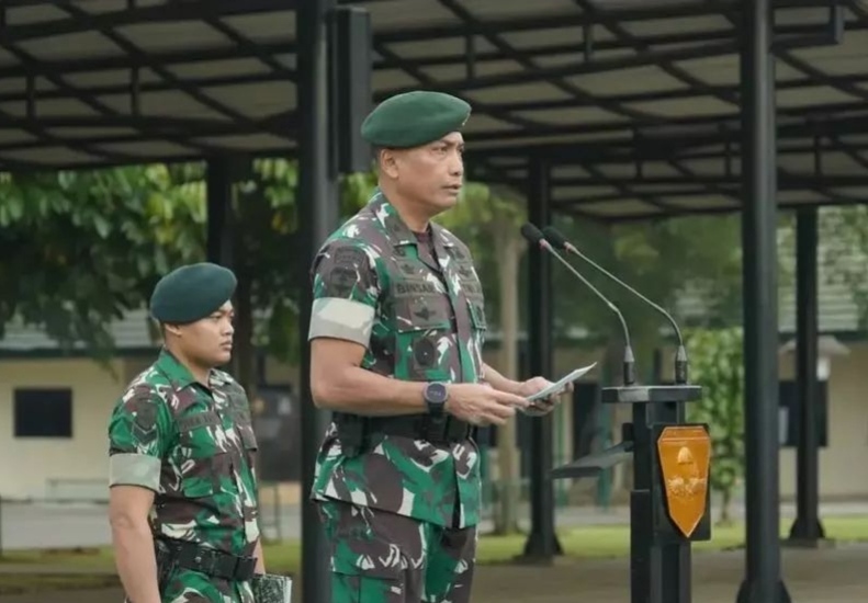 MADIVIF 1 KOSTRAD GELAR UPACARA BENDERA RUTIN TANGGAL 17 BULAN JANUARI ...