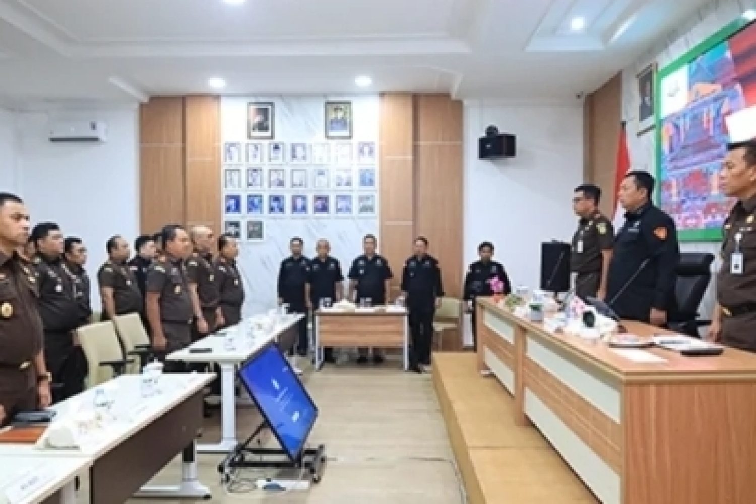 Screenshot_2025-11-13-08-17-23-943-edit_com.android.chrome