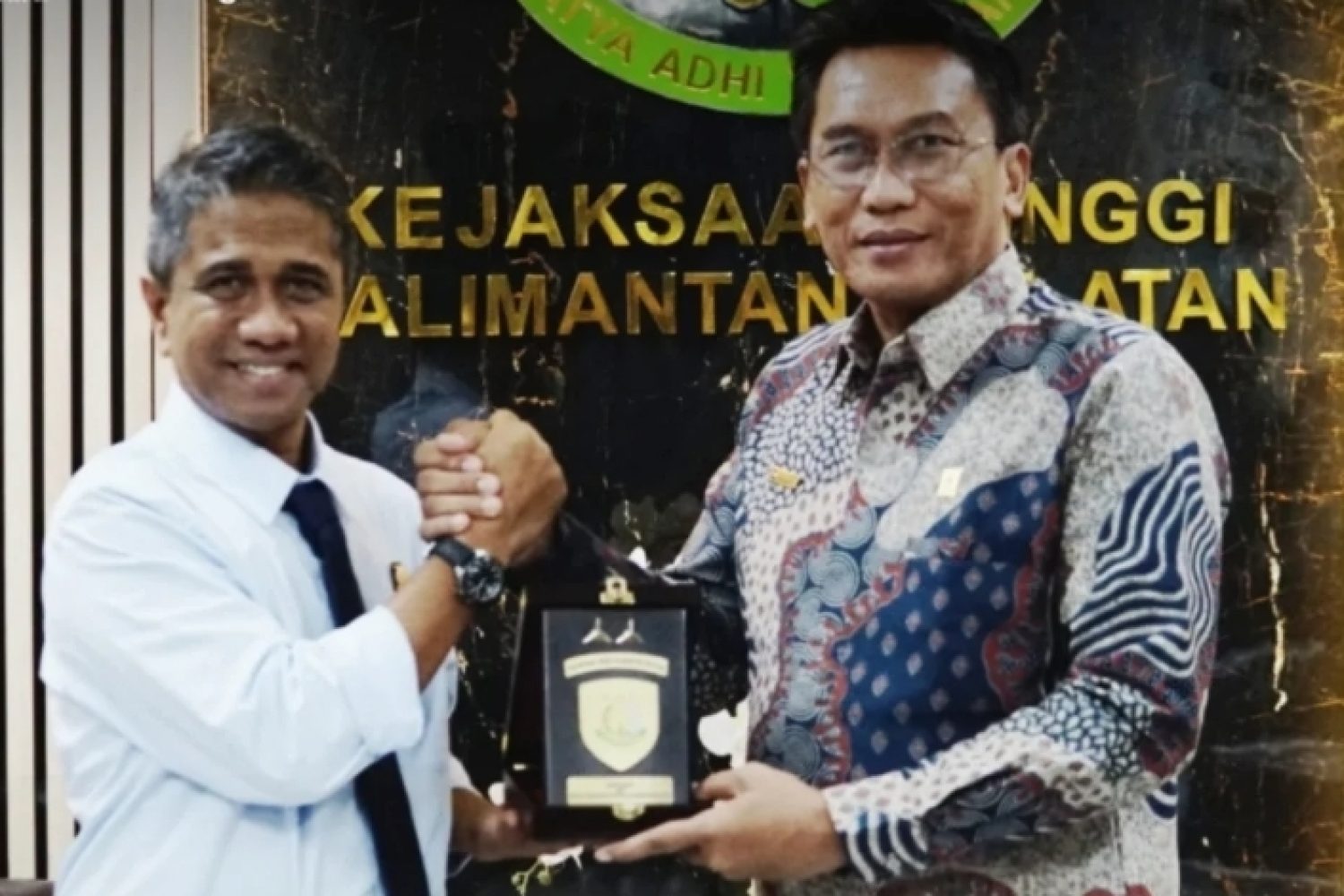 Screenshot_2025-11-21-08-56-27-057-edit_com.android.chrome