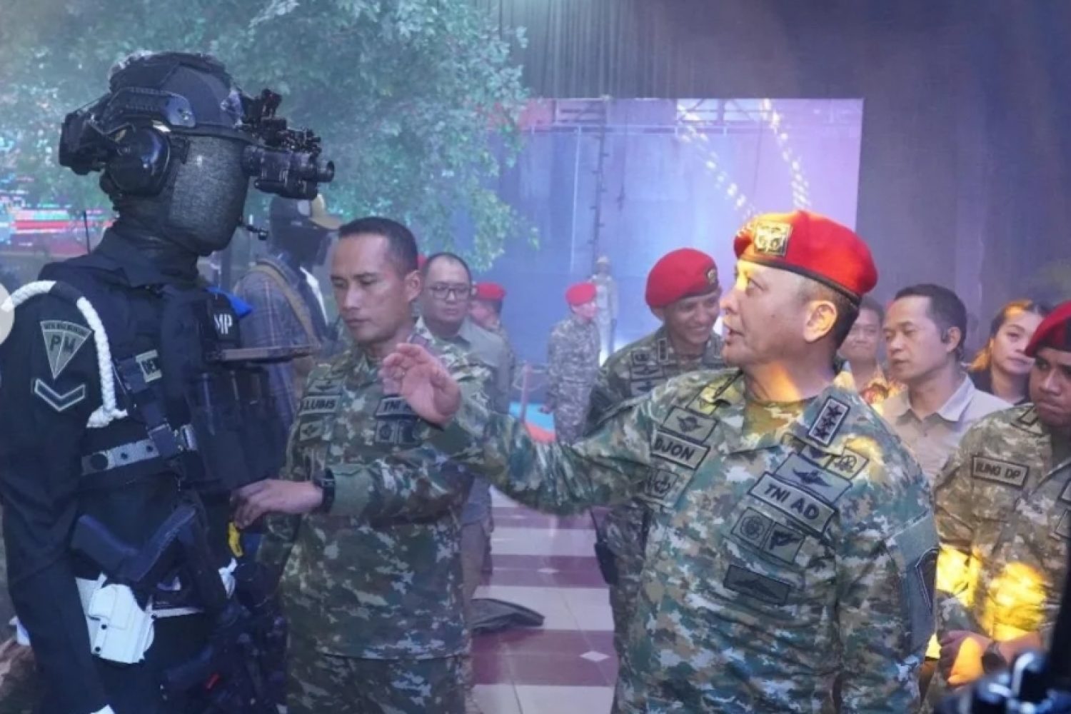 Screenshot_2025-12-13-09-41-58-452-edit_com.android.chrome